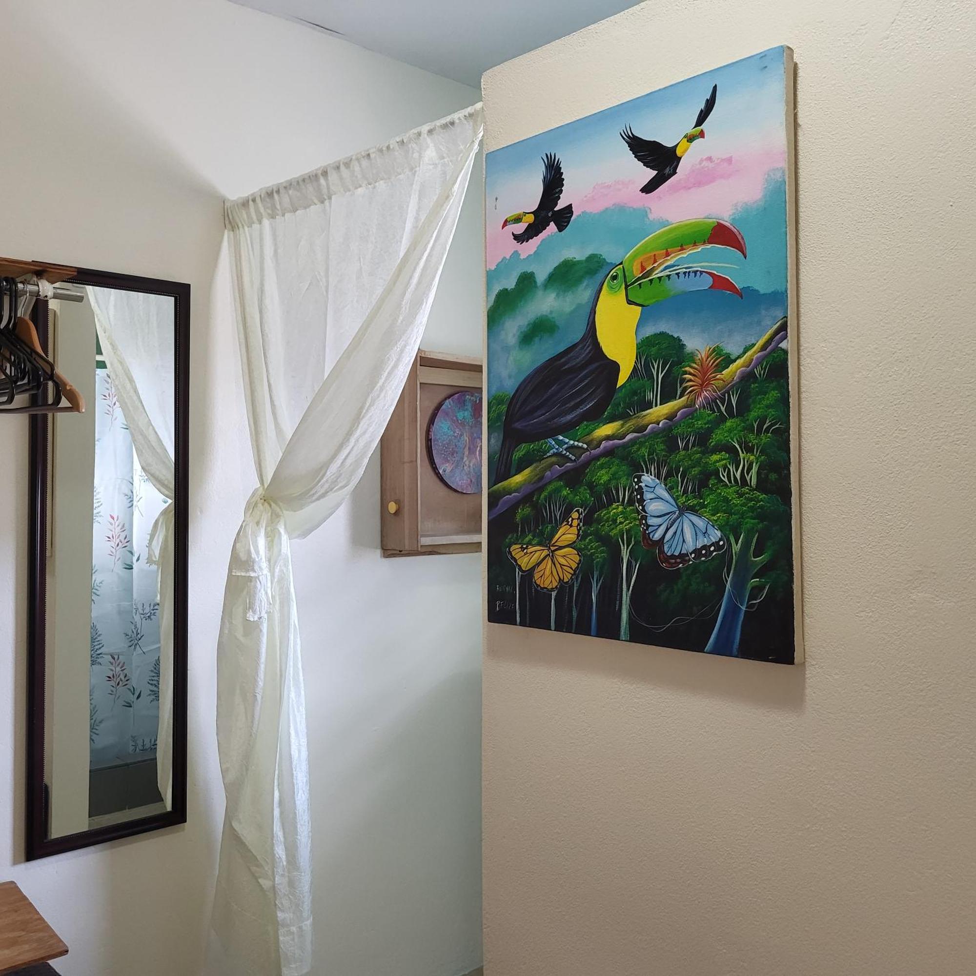 בלמופן Hacienda Tropical Guest House חדר תמונה